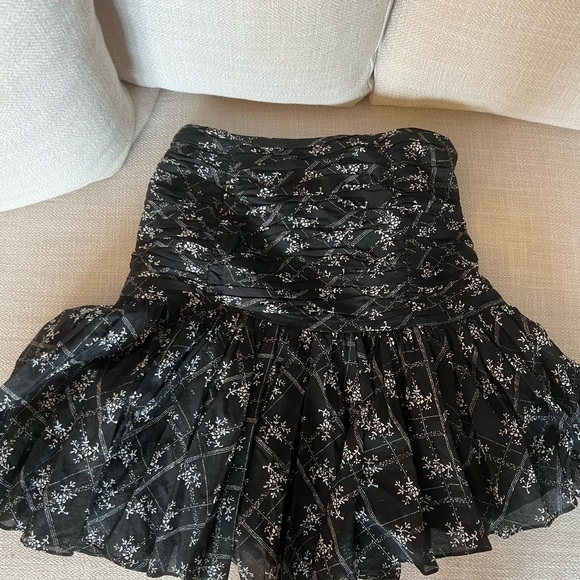 Cinq a Sept Ruffle Skirt - Picture 2 of 5